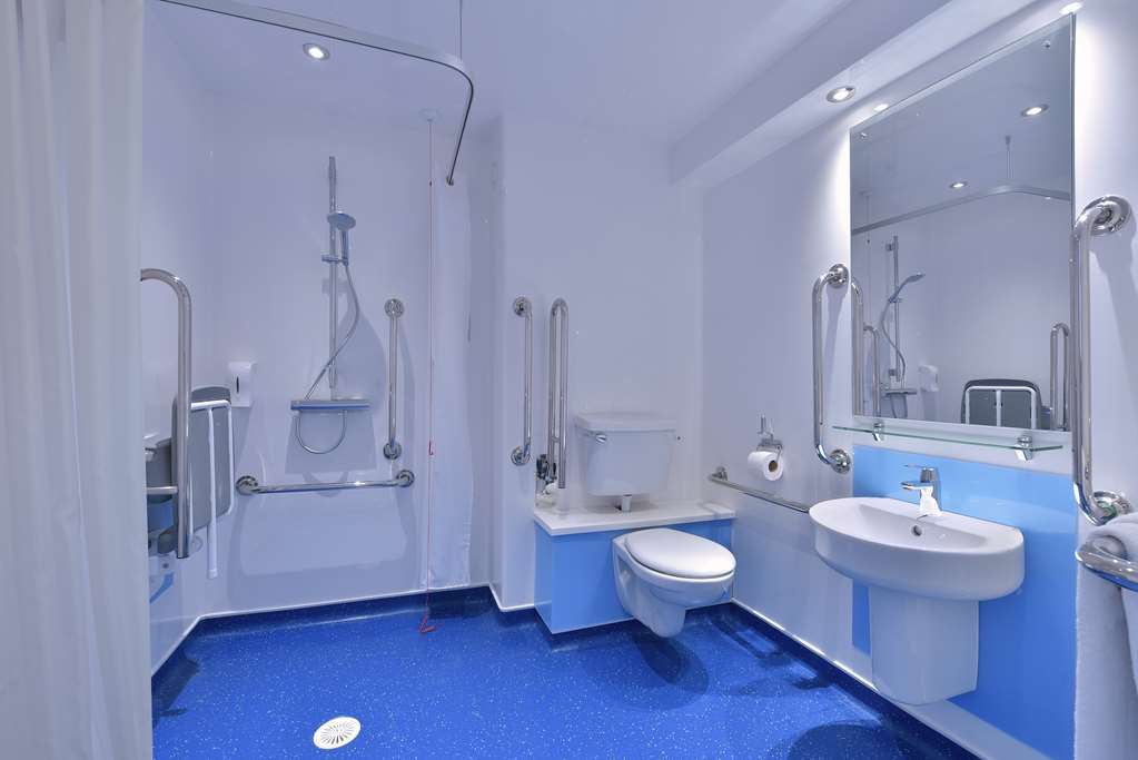 Travelodge Walton On Thames Room photo